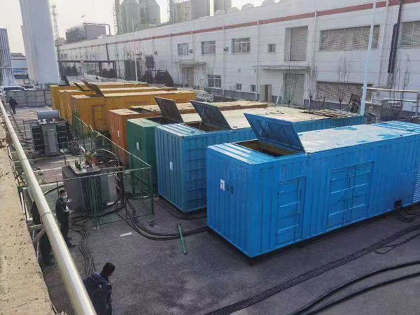 疏附380V和690V电压的电缆线相同吗？